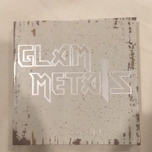 Crown glam metals palette